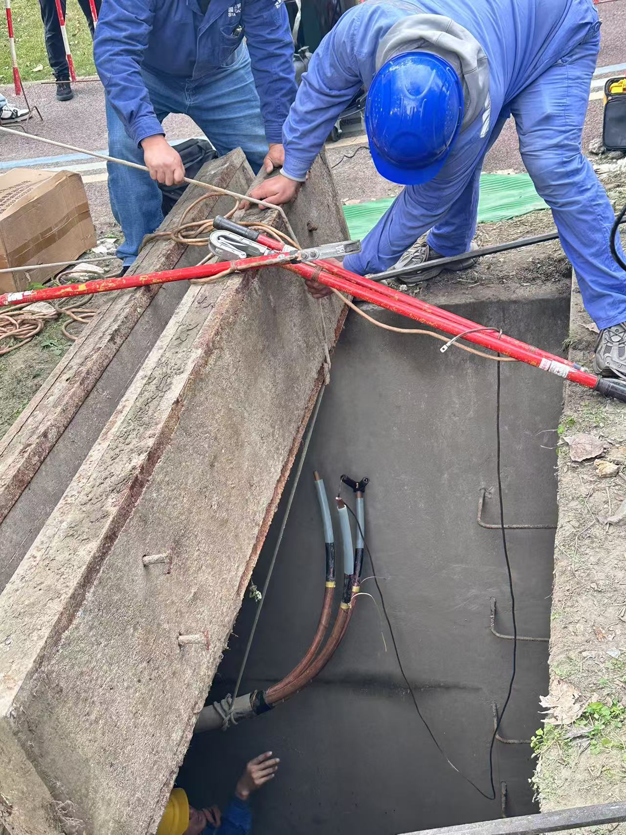 <a href='http://m.bangwoyin.com/Ppzq/ersted.html'>電纜故障定位儀</a>現場