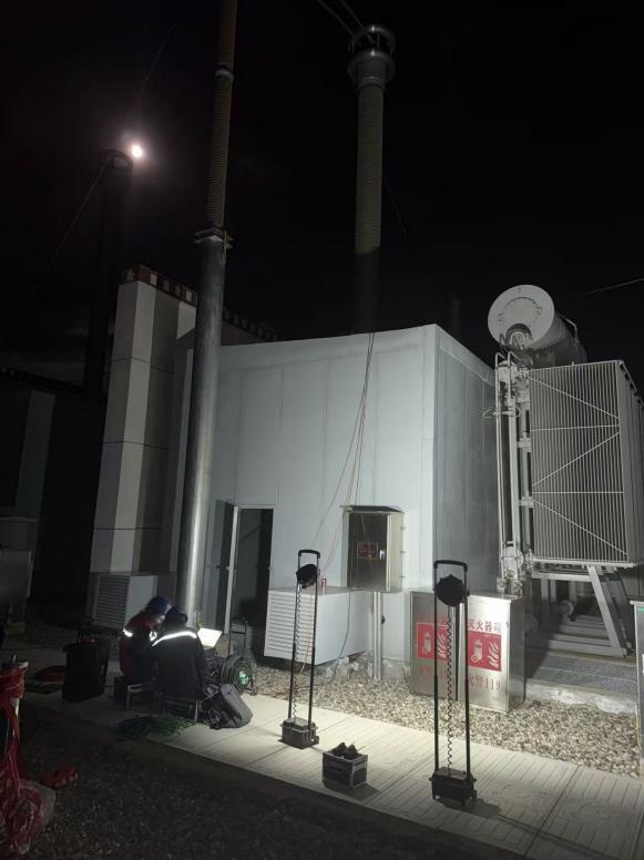 IDAX300絕緣診斷分析儀檢測現(xiàn)場